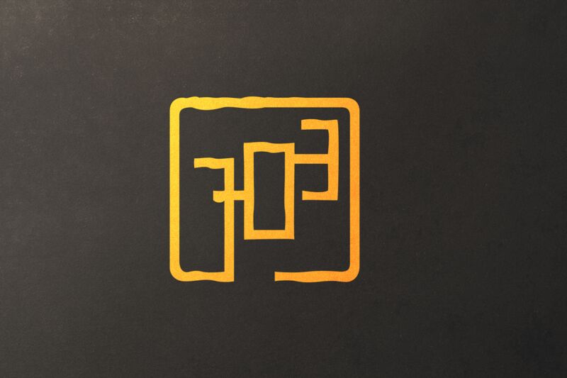 Logo Icon in Gold "703"