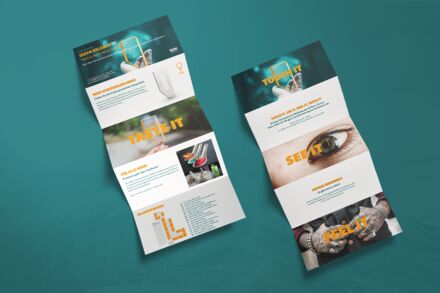 Flyer zur Hausmesse mit 10 Seiten und den Themen den Keyvisuals zu Tast it, See it, Touch it, Feel it