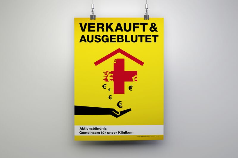 Gelbes Plakat mit rotem Krankenhaus Zeichen das in Euro-Zeichen verfällt